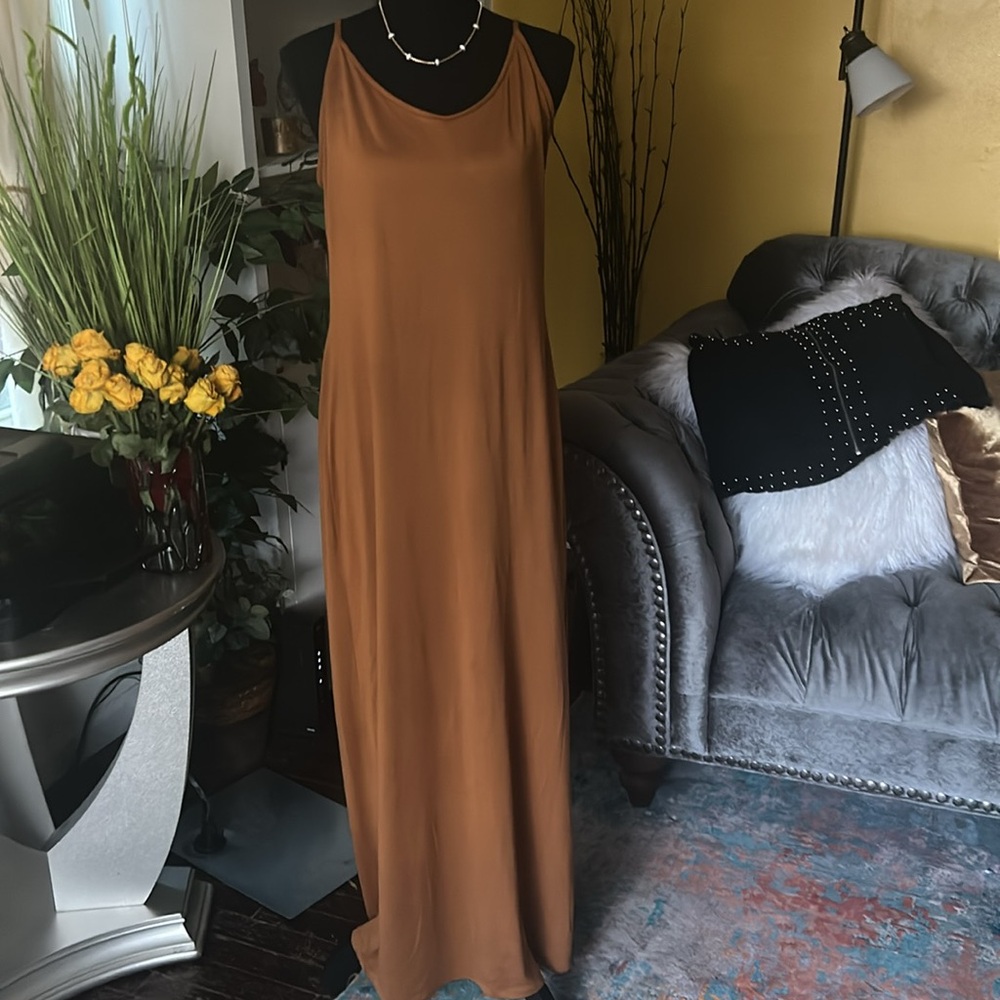 Absolutely ❤️It Brown Sleeveless sundress - Picture 2 of 9
